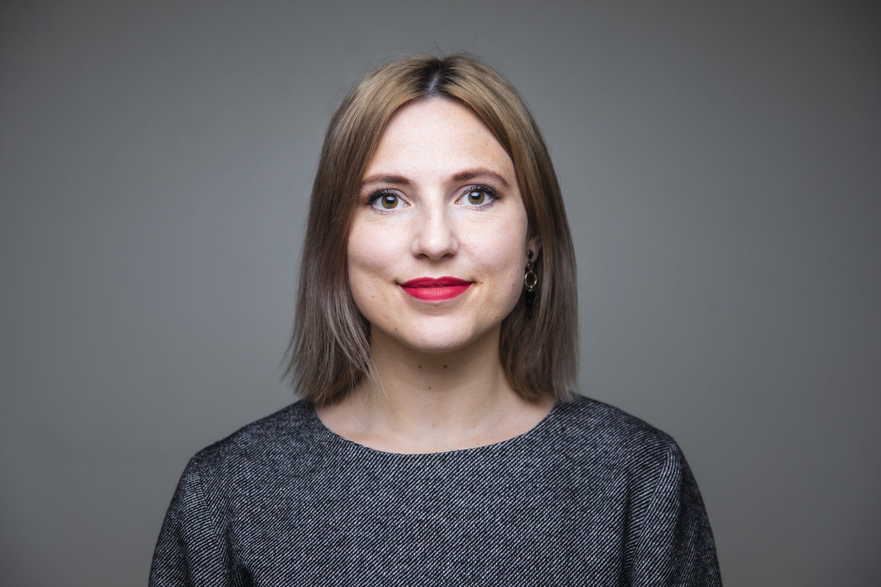 Hjelp, de drar til Sveits: Intervju med Sofie Marhaug - Gnist